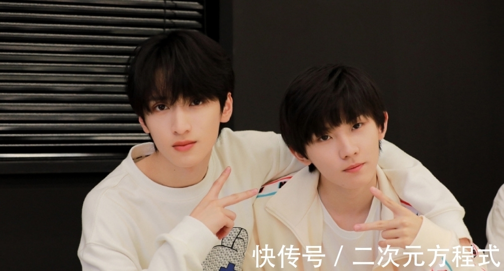 何炅|馬嘉祺玩游戲慘敗被追著采訪，在線求救：哪里可以離開這個城市？