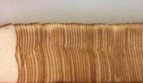 日本大厨向中国厨师下战书,面包薄如纸,中国厨师默默切土豆