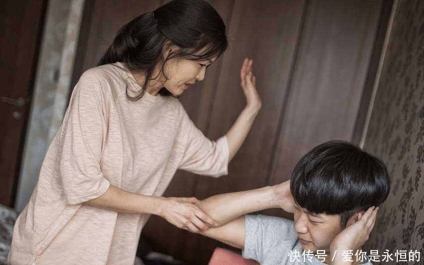 孩子|想让孩子说话能力得到发展,其实一般是从母亲的鼓励开始的