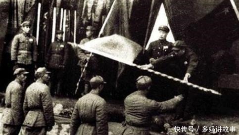 蒋介石|他是国军将领,起义后任兵团司令,主动降为军长,最后授衔上将