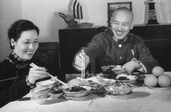 蒋介石|老蒋的一日三餐都是吃的什么请客吃饭的最高规格竟是她下厨