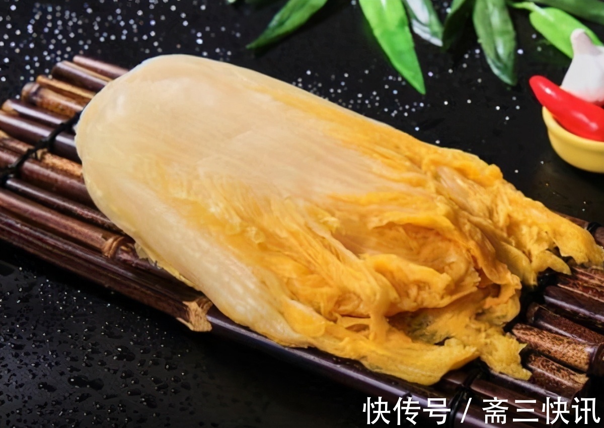 白菜|腌酸菜时,别只知道加盐,学会3个技巧,不发霉不起沫,越放越香