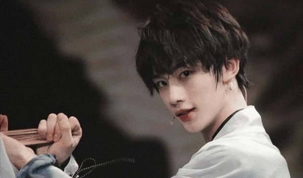 天官赐福|好抢手!曝丁程鑫参与试镜《天官赐福》,大IP选角场面激烈