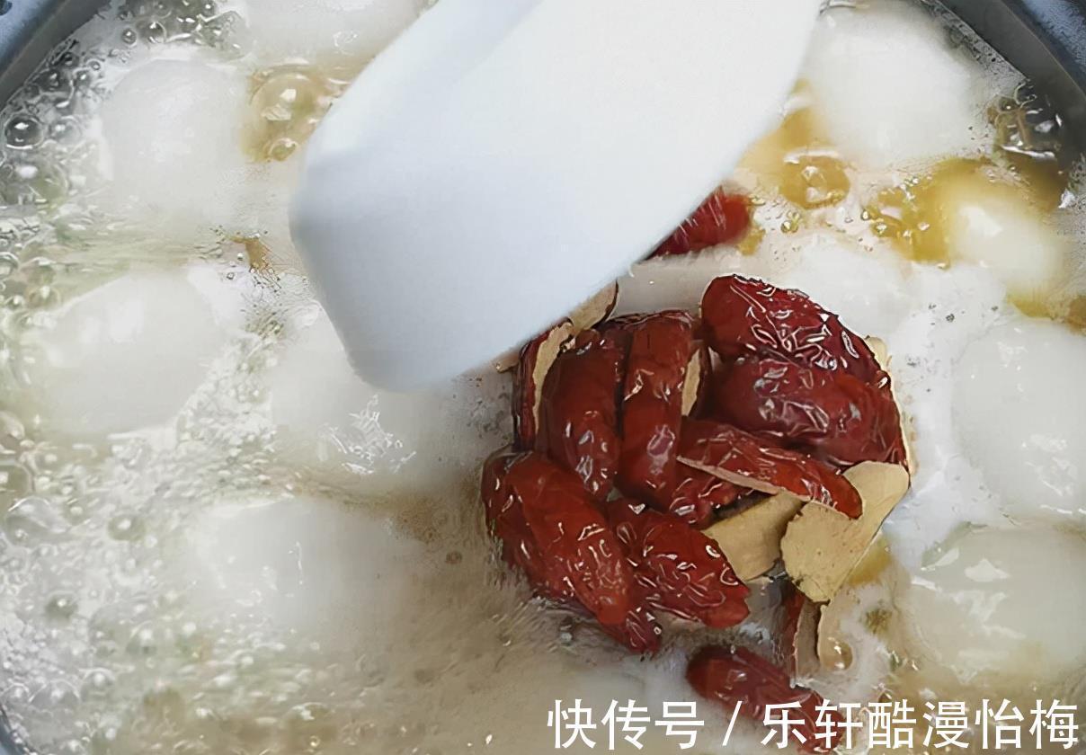 米酒|女人秋冬就应该多吃它山药糯米圆子,营养滋补,香甜软糯