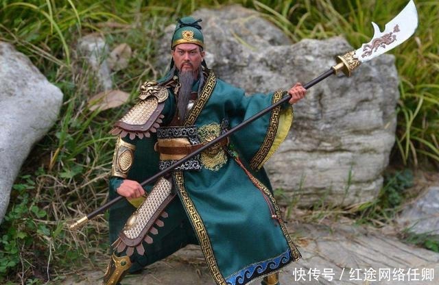 武将|古代武将的兵器多重？秦琼的枪，十来个士兵不能将长枪拔起