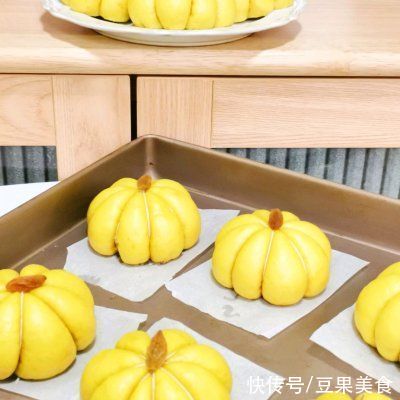 豆沙|不需要模具，一次成功的豆沙南瓜包