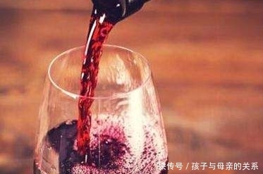 胆固醇|一天一杯葡萄酒，最终获得了什么？或许这四症状得到缓解