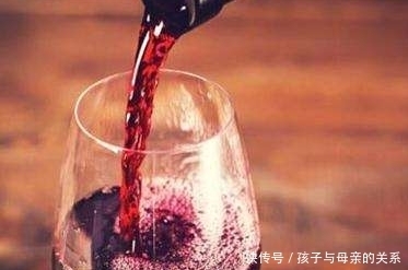 胆固醇|一天一杯葡萄酒,最终获得了什么?或许这四症状得到缓解