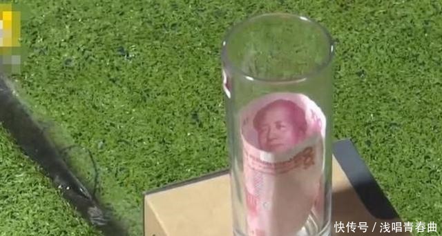 男孩|初二男孩摆地摊8天收入近2万,经商头脑让人佩服,网友商业奇才