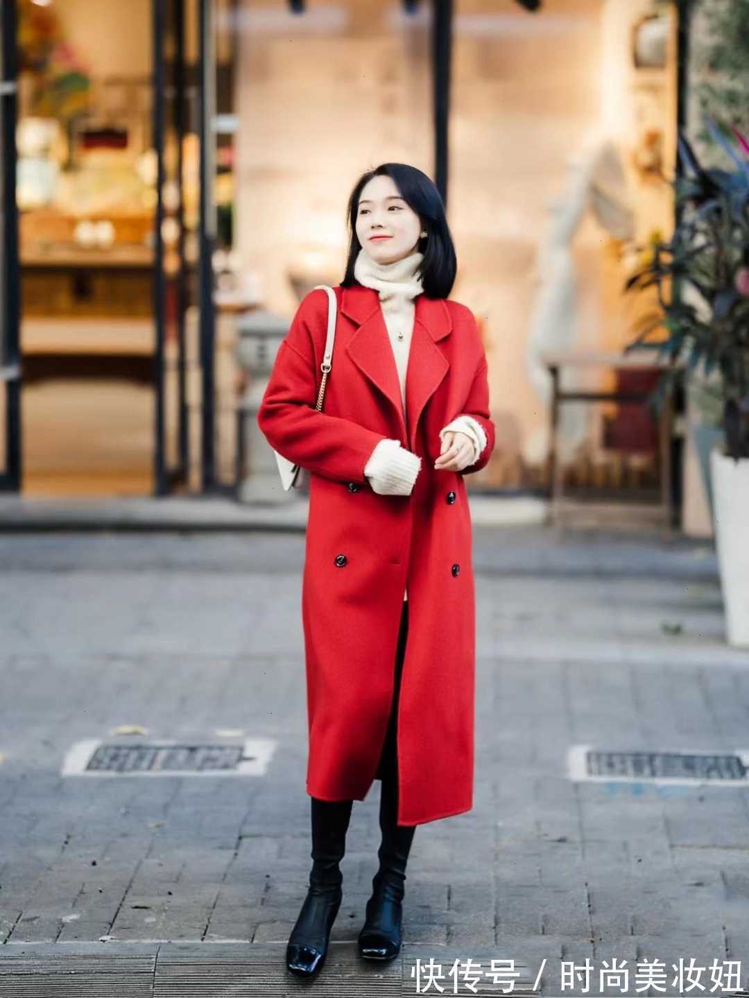 运动裤|这才是“新年”该有的穿搭,红红火火又洋气,照穿美成了焦点