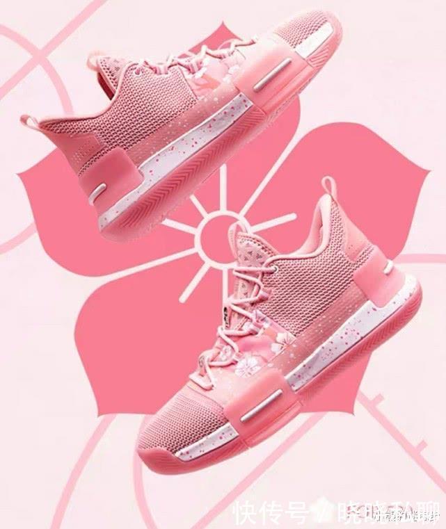 国产新球鞋 Big3×小黄人、匹克闪现樱花配色球鞋、KT5六神联名款