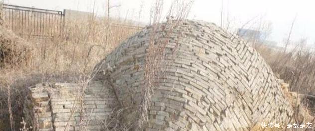 朱元璋孙女的灵柩在水中漂浮了600年,考古队赶到时下令全山挖空!