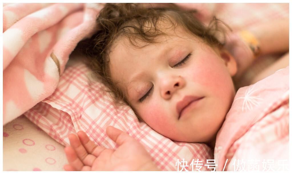 孩子|世卫组织呼吁停止食用,比食盐还伤骨骼,提醒家长:尽早撤下餐桌