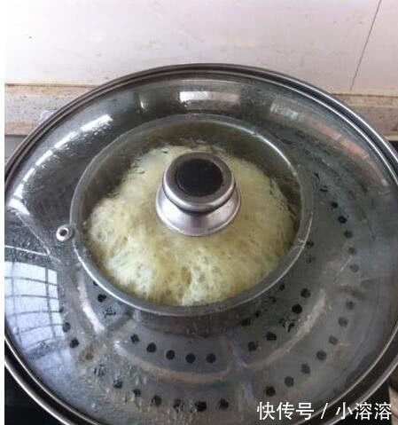 面筋|学着婆婆的方法做凉皮,没想到第一次就成功了,太简单了吧
