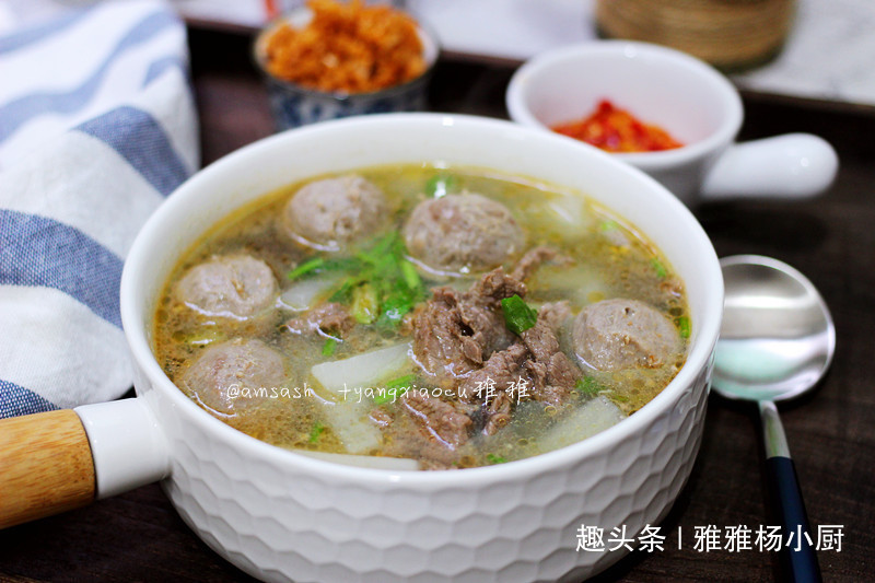搅拌均匀|冬天，多给孩子喝此汤身体壮，长个长劲不长肉，贵点也要吃