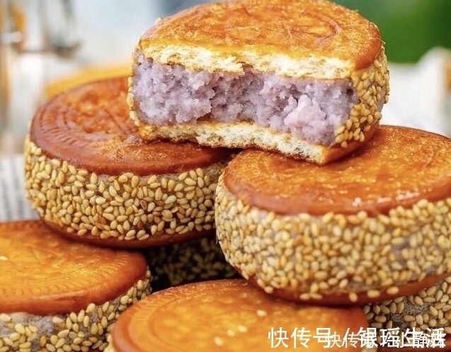 夹心饼|不用面粉,不用水,做酥脆的夹心饼,比鸡蛋饼香,孩子吃的放心