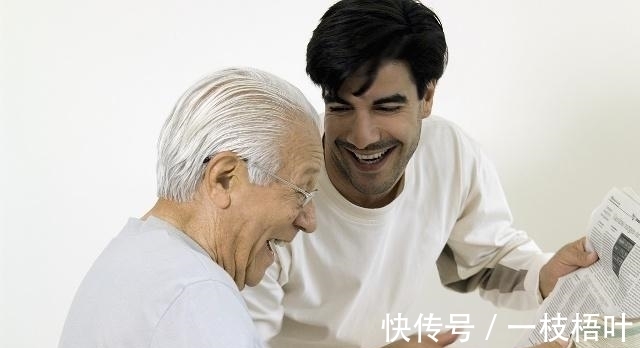 中老年人|50岁后有4表现的人,容易长寿,若符合,提前恭喜