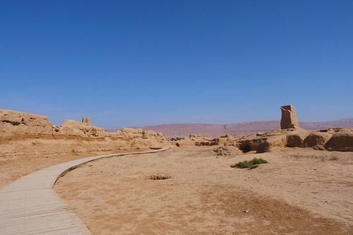丝路行丨曾忆火焰山下借芭蕉,高昌故梦可相识。