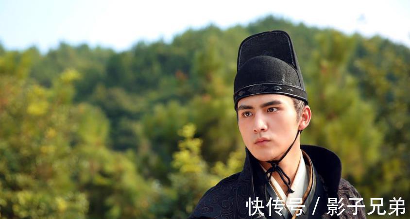 吴三桂@明朝有一个延续很久的问题,就是缺钱,历朝历代就属它没钱