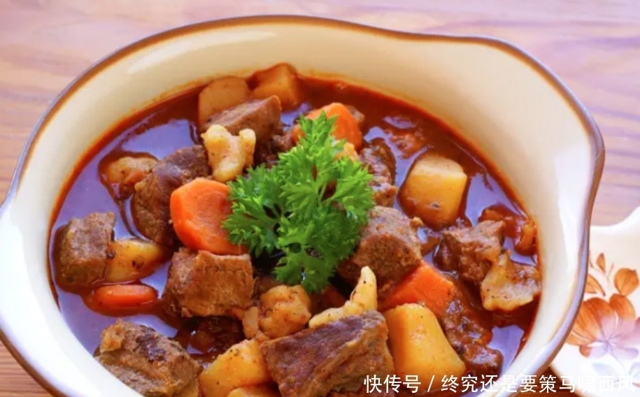 萝卜炖牛肉，冬日暖心必备，不学会后悔