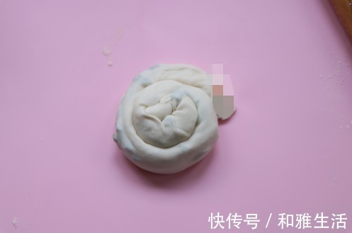 自从婆婆教会我油酥饼的这种做法，我家一星期一袋面，是真的好吃