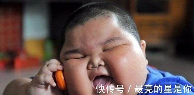 小胖|中国最强小胖子，眼睛被肉遮挡，爱吃鸡腿，智商超群！