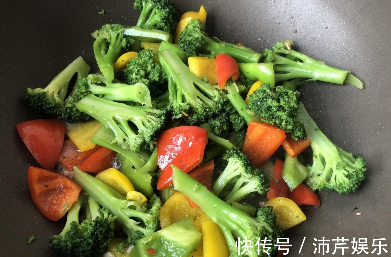 叶酸|“天然叶酸”终被找到,女人隔三差五吃一次,气血充足气色好