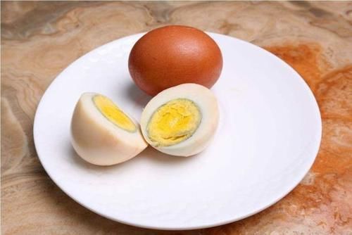 差距|每天坚持吃鸡蛋,和不吃鸡蛋的人,差距会有多大?不妨了解一下
