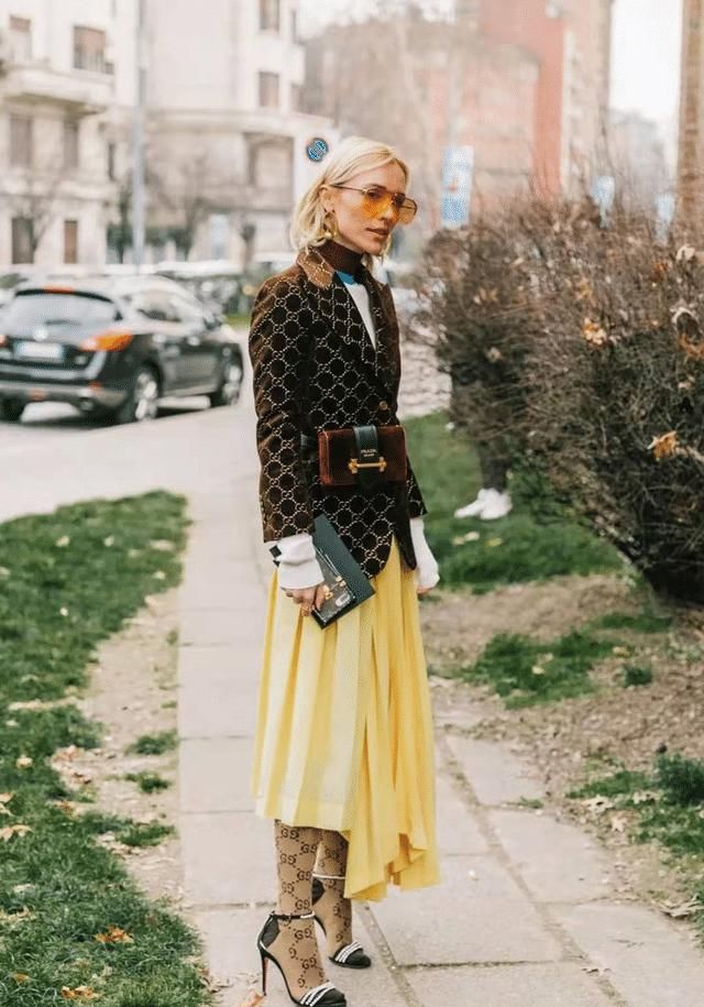 不论穿羽绒服还是大衣，一定要牢记“上下法则”，时髦显高级