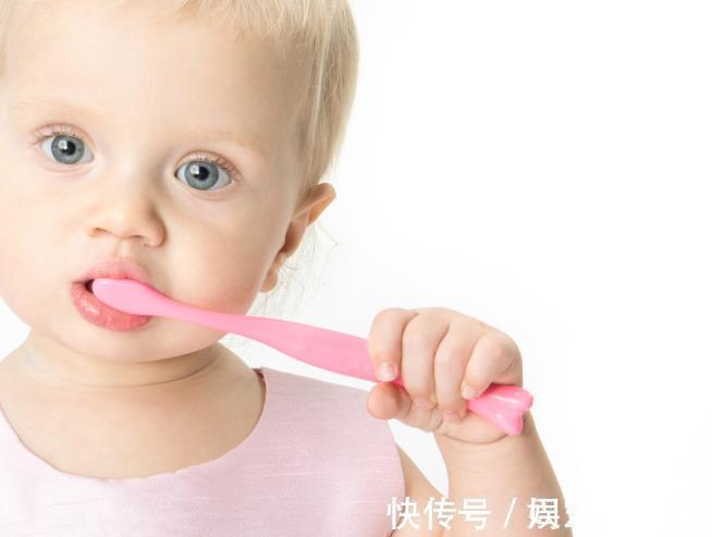 宝妈|长牙期没有这样做，毁掉宝宝一口好牙，宝妈们要注意哦