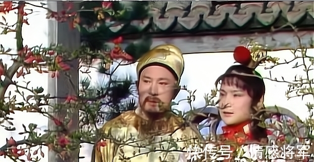 怀金悼玉@贾政点评黛玉、李纨、宝钗三人住处,寥寥数语,高下立判