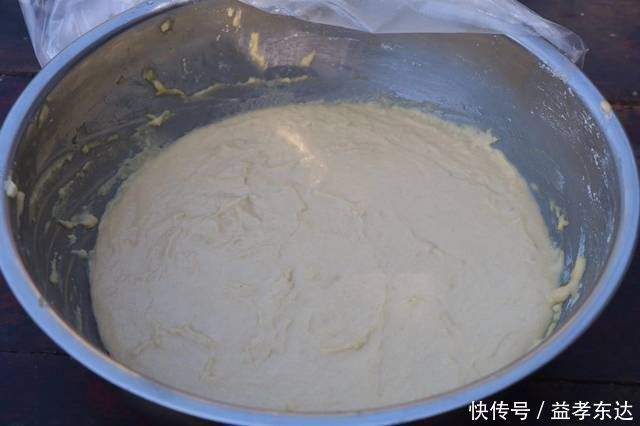 玉米面|原来发糕都做错了,这样做松软好吃不粘牙,比蛋糕还要美味