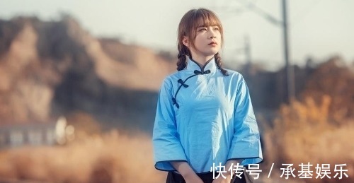 江航!十赋感伤清秋词:无尽清愁任嗟叹,凭栏对酒赏花黄