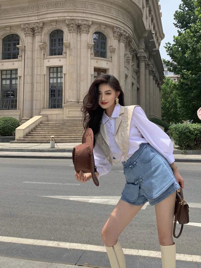 bl40+职场熟女不必年龄焦虑!学会这几套通勤风,能让你提高气质