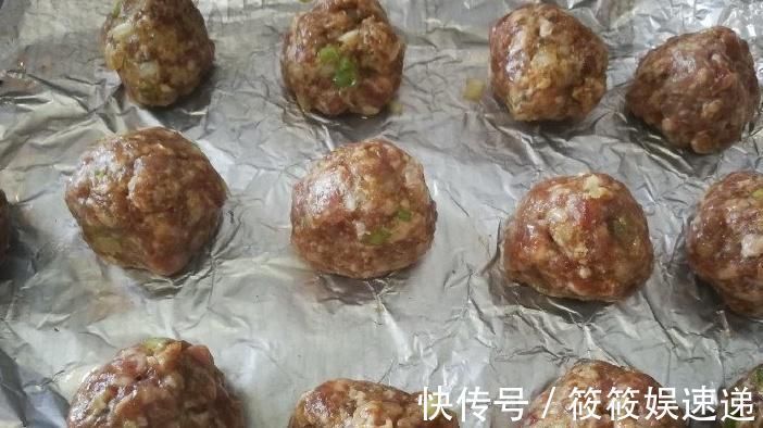 肉馅|肉丸做法来了，肉馅吃法，鲜嫩多汁做法简单