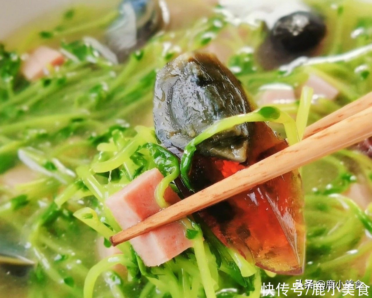 小鹿|好喝滋润降秋燥！这8道营养汤，消暑解热，一碗下肚真舒服