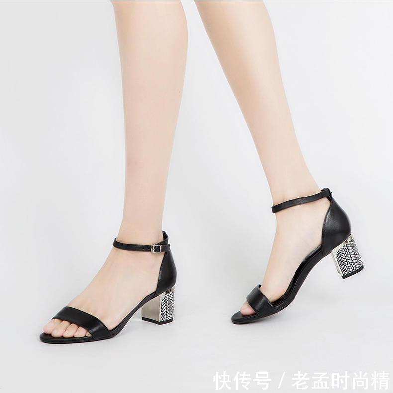 鱼嘴|拥有一双鱼嘴高跟鞋,你的魅力指数一定倍增