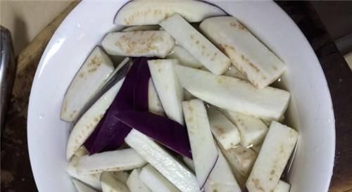 茄子和它一起煮,隔三差五吃,美白淡斑排宿便,身材纤细