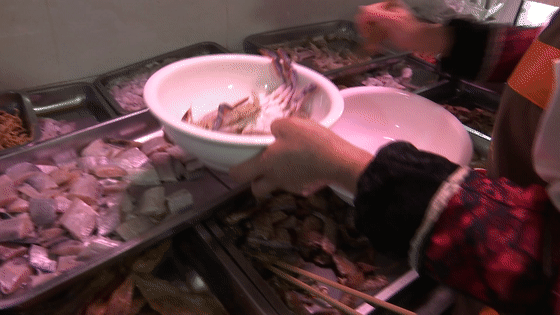  海鸿海鲜面馆|想不到！网红海鲜面馆竟藏在这样的地方