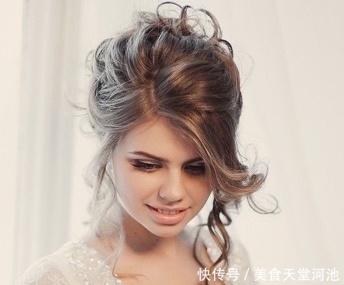 2021结婚季！33个优雅新娘的别致婚礼发型