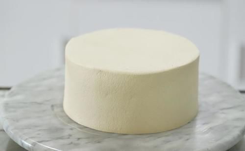  蛋白|入冬必备的甜点！焦糖饼干咖啡奶油蛋糕，爱上这香浓的美味