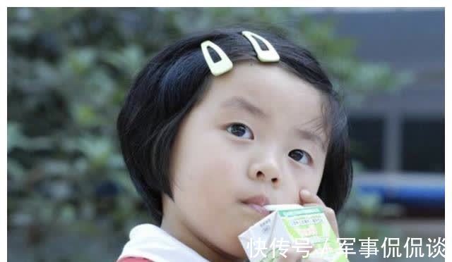 睡眠质量|“天天喝牛奶”的娃和“从不喝牛奶”的娃,长大后的差距很明显