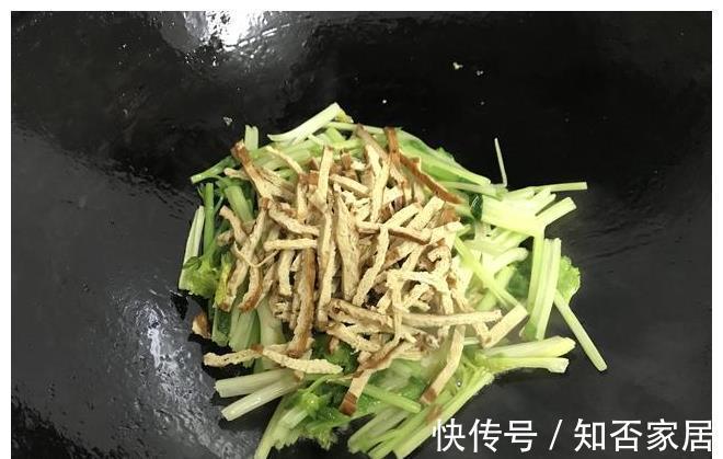子排|三口之家的晚餐，三道菜，好吃不贵，比吃快餐便宜还营养