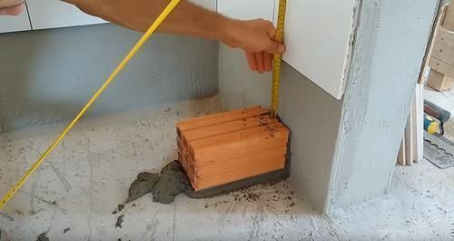 l型|厨房没装橱柜前，先用空心砖砌一个L型底座，没想到效果这么好！