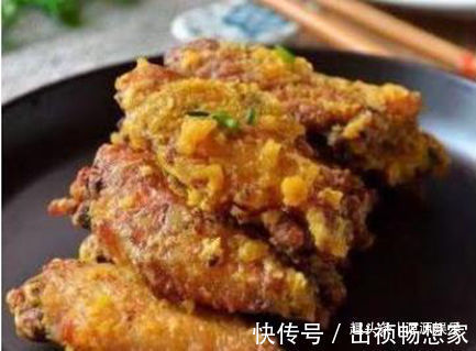 西葫芦|美食推荐蘑菇烧肉、金沙鸡翅、香辣藕丝、西葫芦番茄炒蛋的做法