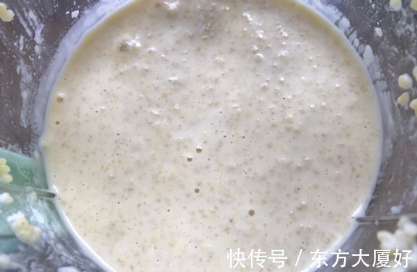 小米别再煮粥了,教你这个新吃法,加1个鸡蛋,好吃解馋