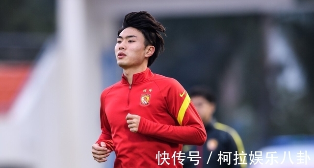 凌杰|郑智真有两把刷子!首次带广州队在中超连胜,还激活两位新星