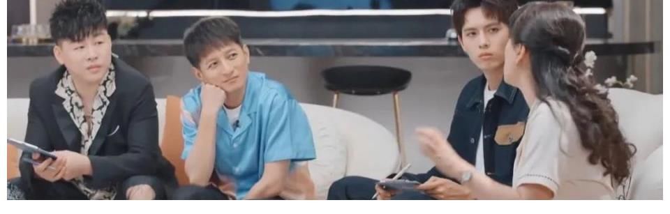 《再见爱人》离婚节目,3个观察嘉宾视角,聊吃瓜群众的自我升级