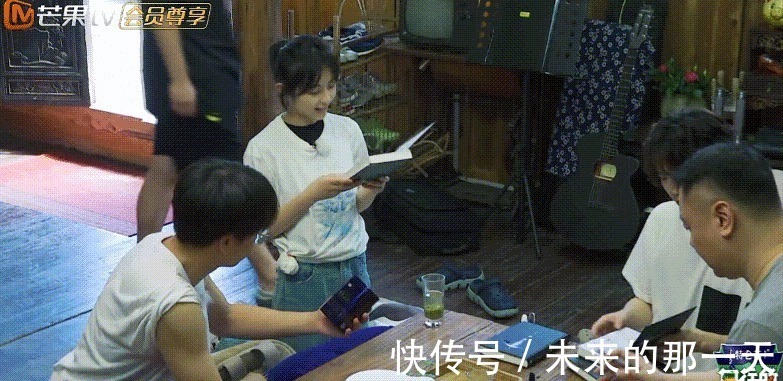 有一種“尷尬”叫彭昱暢,掩飾尷尬的方式,看一遍笑一遍!