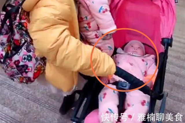危险|赶地铁遇无电梯，宝妈咬牙带娃走楼梯，手拎婴儿车超人实锤了